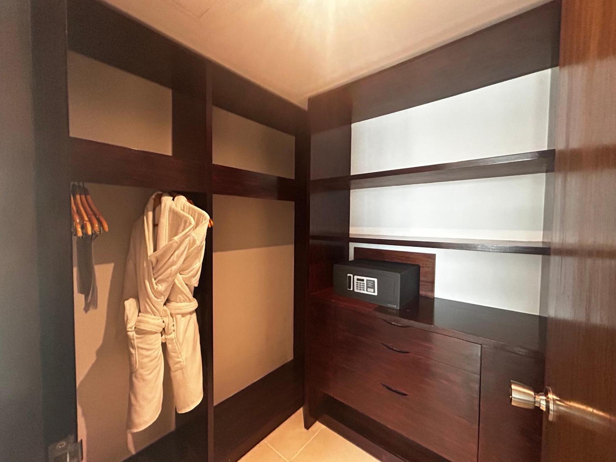 Decapolis 5* Ciudad de Panamá